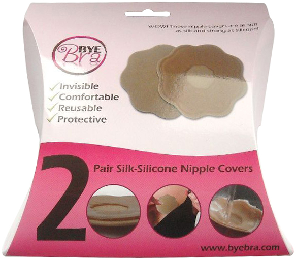 Een hangend gondeldoosje met eurolock van 16 x 12 x 4 cm, op maat gemaakt voor Byebra. Deze hoogglanzende productverpakking (pillow box) is full color bedrukt met een wit en roze design en afgewerkt met luxe glanslaminaat voor een exclusieve uitstraling. De bovenzijde is voorzien van een euroloch sleuf, waardoor het doosje ideaal is om verticaal in een winkelrek te hangen voor maximale zichtbaarheid van het merk. De verpakking toont afbeeldingen van 'Silk-Silicone Nipple Covers' en demonstraties van het productgebruik, wat illustreert hoe een hangend doosje effectief de aandacht van de consument trekt in een retailomgeving.