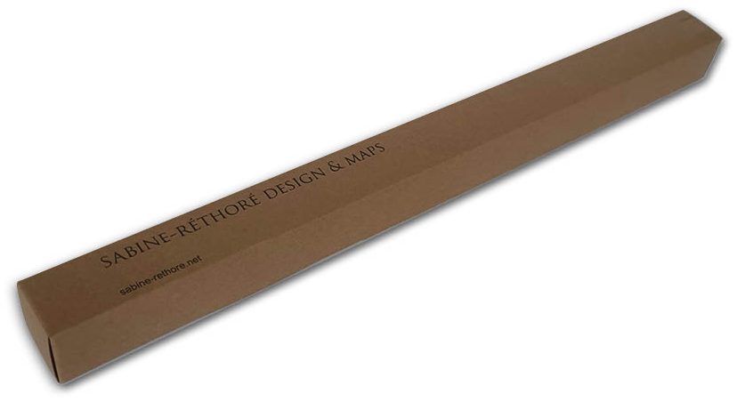 bedrukte doos van kraft karton met 2 klepjes bedrukt in zwart voor kunst en kaarten Sabine Rethore