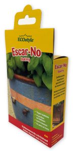 Full-colour bedrukt hangend doosje voor Escar-No slakkenwering met een geïntegreerd eurolock ophangsysteem. Deze stevige kartonnen winkelverpakking is een voorbeeld van een effectieve productpresentatie voor tuinartikelen in bouwmarkten en tuincentra.