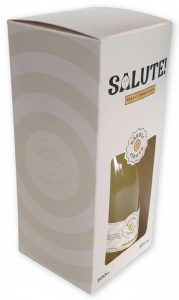 Gepersonaliseerde drankverpakking op maat met venster voor een 500ml fles Salute! Karoli Limoncello. Deze luxe flessendoos met uniek grafisch ontwerp is geproduceerd in onze eigen drukkerij in Berkel en Rodenrijs. Wij maken gebruik van duurzaam karton en Cradle to Cradle gecertificeerde inkt. Beschikbaar voor start-ups en professionals vanaf 50 stuks.
