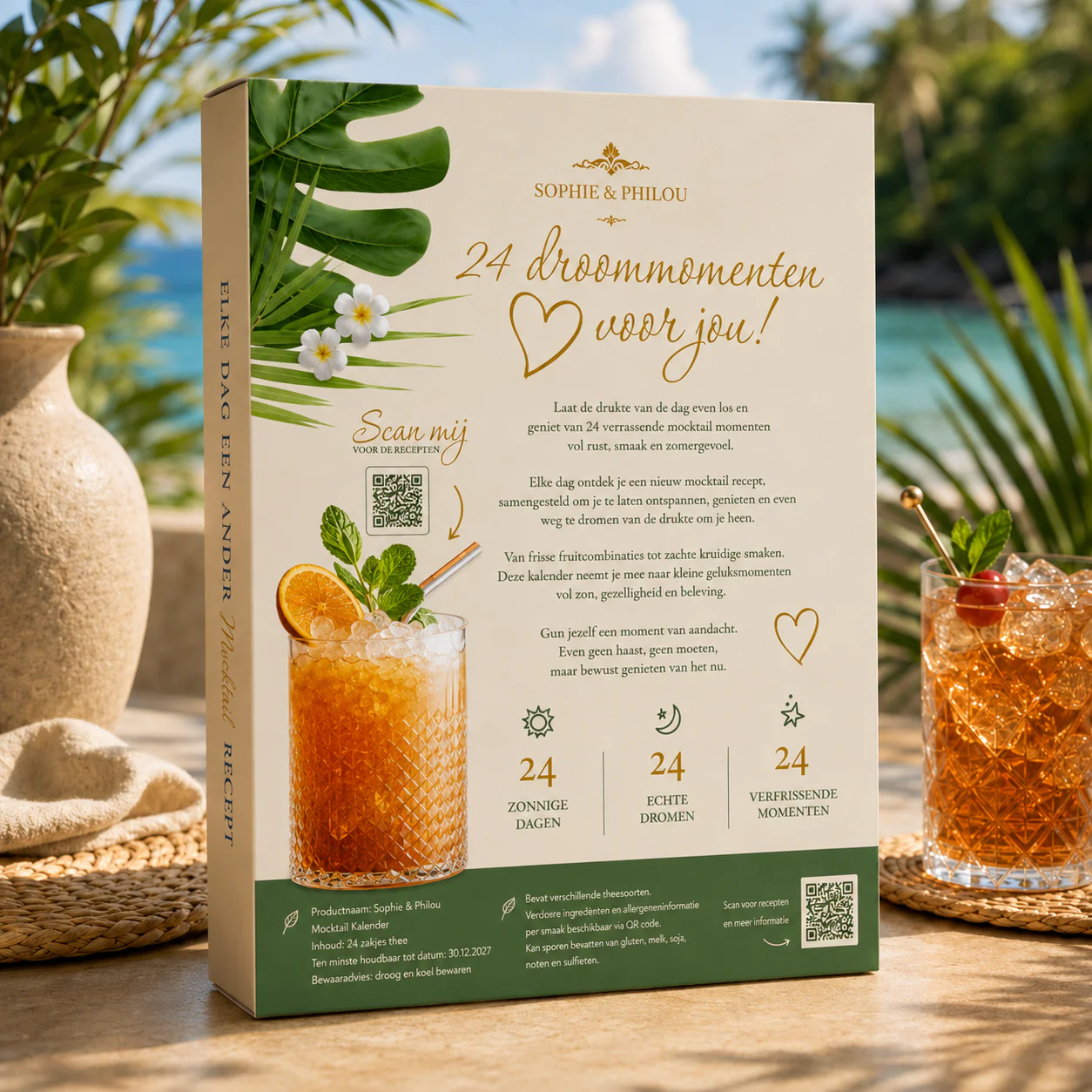 Achterzijde bedrukte adventsdoos mocktail kalender Sophie & Philou, met productinformatie, allergeneninformatie, QR-code voor recepten en tekst 24 droommomenten voor jou, gemaakt door Drukkerij Van der Louw Berkel en Rodenrijs
